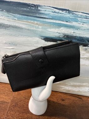 Itslife  Black Leather Wallet Clutch